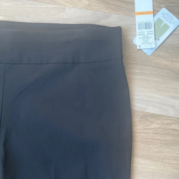 Ruby Rd black short pull on short with stretch slimming contour waistband 24W - Picture 12 of 17